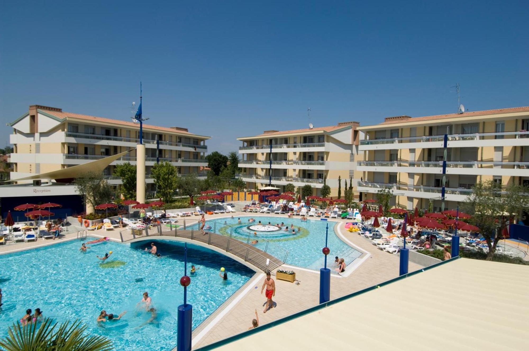 Villaggio Planetarium Resort Bibione Exterior photo